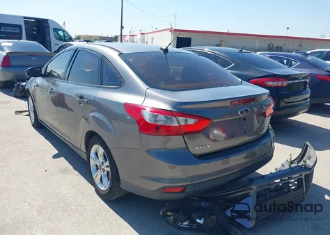 2014 Ford Focus Se z USA, uszkodzony, nr VIN 1FADP3F27EL183707